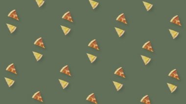Dönen pizzanın renkli deseni. Pizza dilimleriyle kusursuz desen. Üst Manzara. Gerçekçi animasyon. 4K video hareketi