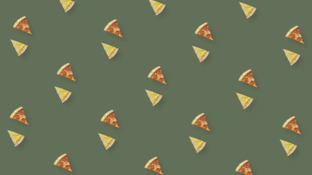 Colorful pattern of rotating pizza. Seamless pattern with pizza slices. Top view. Realistic animation. 4K video motion — Vídeo de Stock