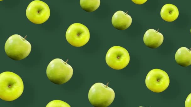 Patrón de fruta verde de manzanas frescas sobre fondo verde con sombras. Patrón sin costuras con manzana. Animación realista. Movimiento de vídeo 4K — Vídeos de Stock