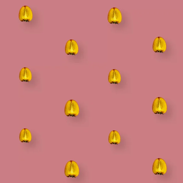 Kleurrijk fruitpatroon van verse persimmons op roze achtergrond. Bovenaanzicht. Plat gelegd. Pop art ontwerp — Stockfoto