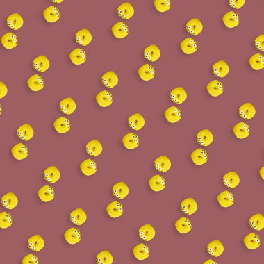 Renkli sarı jöleli donut deseni. Çörekler. Üst Manzara. Düz yatıyordu