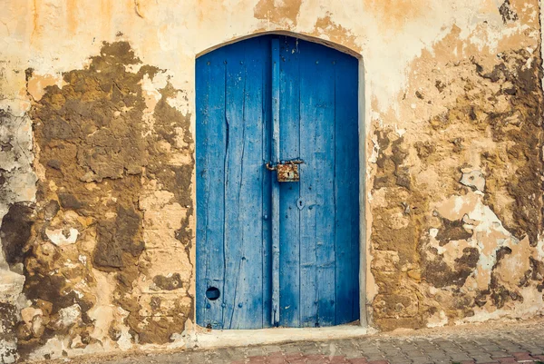 Eski evin ön kapı — Stok fotoğraf