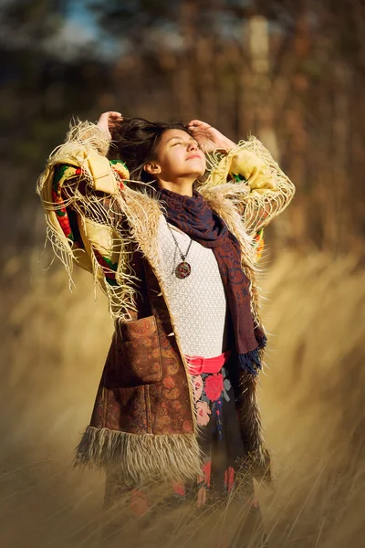 Ethnic fashion woman — Stock Photo, Image