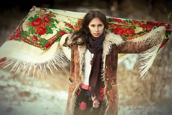 Mujer de moda étnica — Foto de Stock