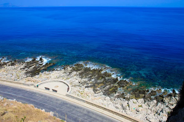 Panoramisch zicht op de blauwe zee, Kreta, Griekenland — Stockfoto
