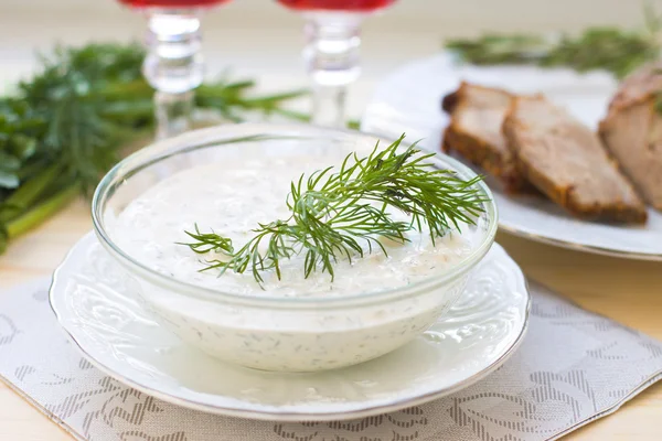 rezene ve et ile beyaz sos