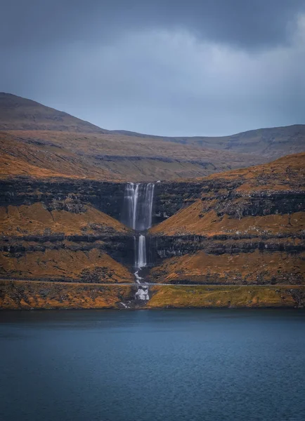 Een Kleine Kans Fossa Waterval Faeröer Eilanden November 2021 Dramatisch — Stockfoto