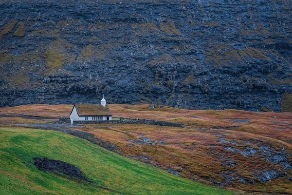 Dramatik Kasım Manzarası Faroe Adaları Ndaki Saksun Kilisesi Manzarası Danimarka — Stok fotoğraf