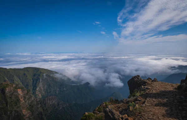 Pico do Arieiro Dağı, Madeira Adası, Portekiz. Ekim 2021