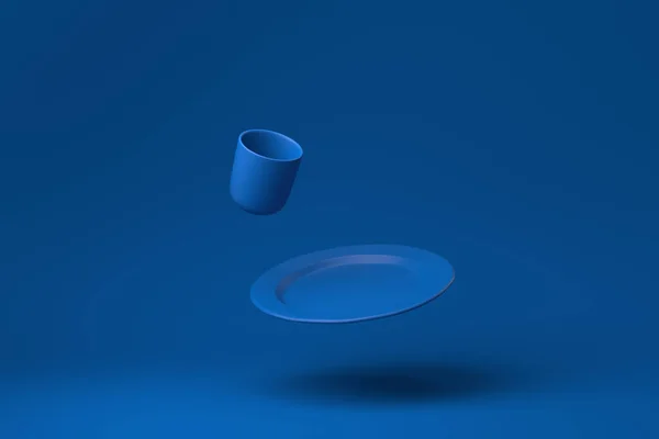 Plato Azul Vasos Tazas Flotando Fondo Azul Idea Concepto Mínimo — Foto de Stock