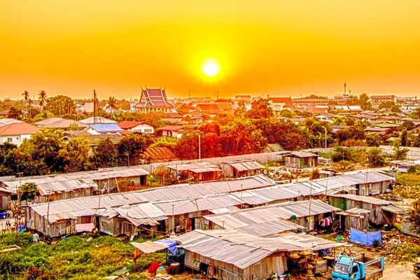 bangkok Tayland, bangkok şehir gecekondu işçi evleri