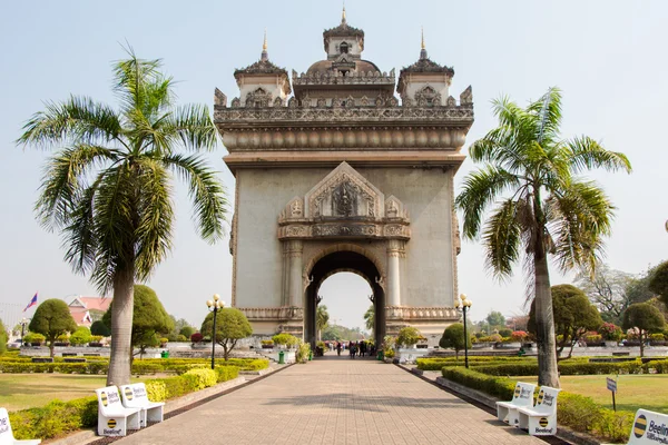 Patuxai Tor in Vientiane laos — Stockfoto