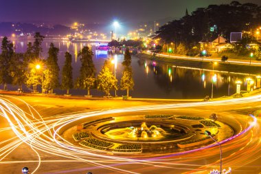 Şehir gece lambası, dalat şehir vietnam