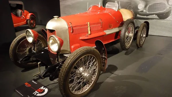 Turin Italie Juin 2021 Une Voiture Sport Rouge Antique Exposée — Photo