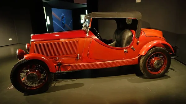 Turín Italia Junio 2021 Automóvil Deportivo Rojo Antiguo Expuesto Museo — Foto de Stock