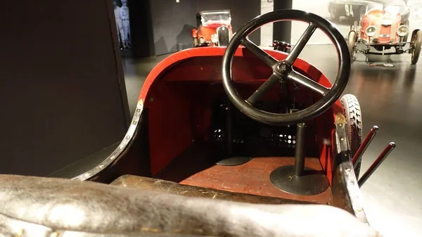 Turín Italia Junio 2021 Tablero Instrumentos Automóvil Antiguo Expuesto Museo —  Fotos de Stock