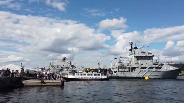 Stockholm Suède Juin 2022 Les Navires Guerre Mêlent Aux Bateaux — Video