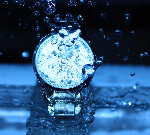 Bekijk onder water drops — Stockfoto
