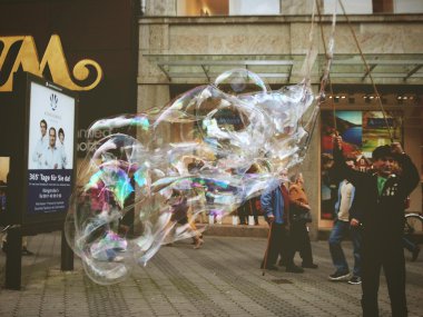 üfleyici germeny içinde bobble