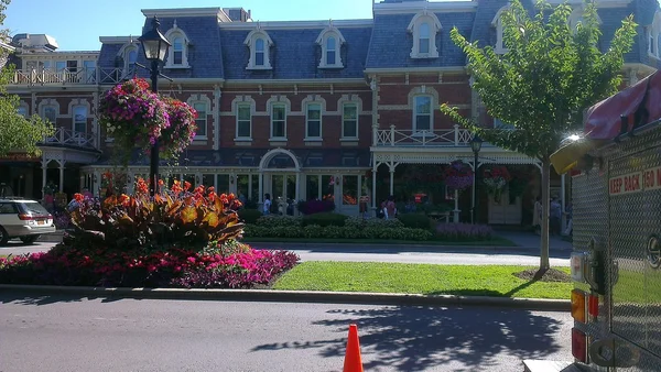 toronto ve montreal en güzel yerleri