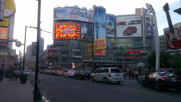 toronto ve montreal en güzel yerleri