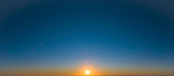 Blauwe Lucht Zonsondergang Achtergrond — Stockfoto