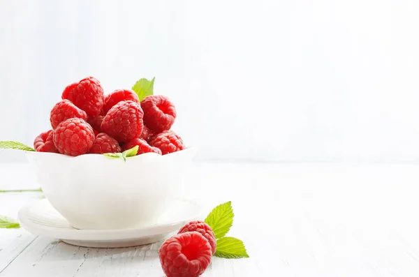 Fresh Raspberry White Bowl White Background — Stock Photo, Image