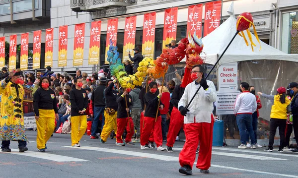 San Francisco Şubat 2022 Çin Yeni Yıl Geçidi Nin Kimliği — Stok fotoğraf