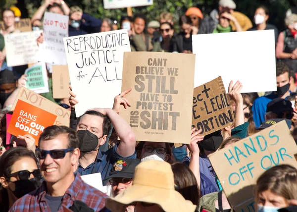 San Francisco Května 2022 Účastníci Protestu Práv Žen Úniku Informací — Stock fotografie