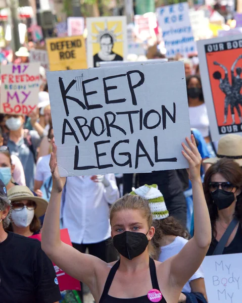 San Francisco May 2022 Unidentified Participants Marching Streets Holding Signs —  Fotos de Stock