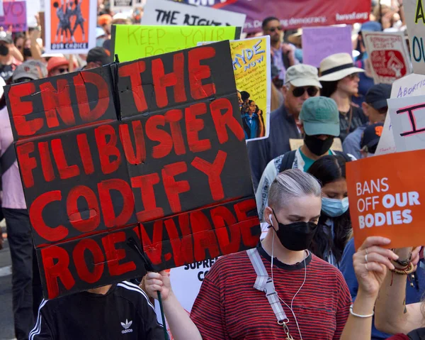 San Francisco May 2022 Unidentified Participants Marching Streets Holding Signs — Foto de Stock