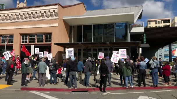 Oakland Feb 2021 Video Niet Geïdentificeerde Deelnemers Die Protesteren Tegen — Stockvideo