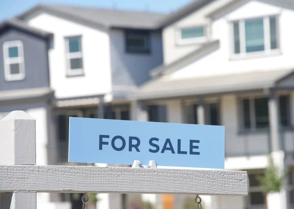 Close Sale Sign Front California Home Housing Crisis Homes Sale — Stock Photo, Image