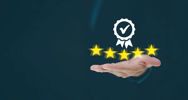 Businessman Hand Shows Sign Top Service Quality Assurance Star Black — Foto Stock