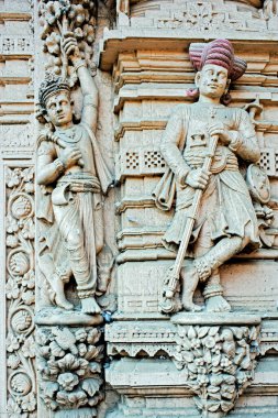 01 02 2009 'da Darbargar' ın Durbar Kapısı 'nda. Şimdi Bhavnagar Oteli, Hindistan.