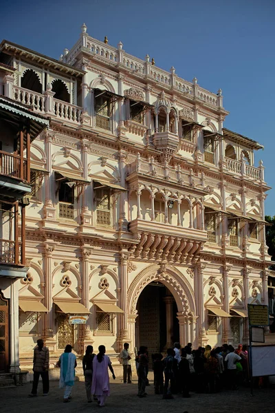2009 Deorative Entrance Gate Old Shri Swaminarayan Mandirthis Mandir — 스톡 사진