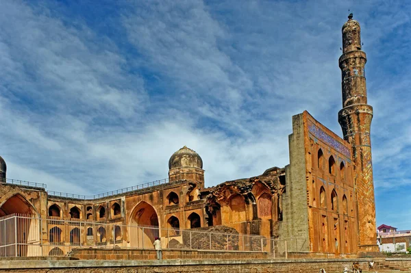 2010年12月23日マフムード ガワンのマドラサは インド イスラム建築における古代のマドラサまたはイスラム大学です — ストック写真