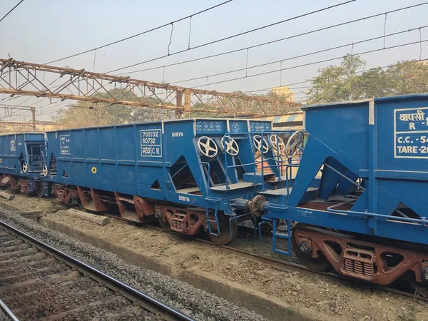 2022 Bobyn Hopper Wagons Yan Vagon Kalyan Kavşağında Hopper Wagon — Stok fotoğraf