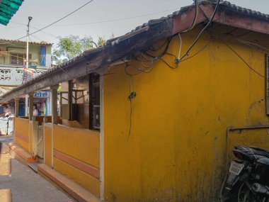 31 Mar 2019 Dar Sokak ve Worli Balıkçı Köyü 'ndeki eski ev Koliwada Mumbai Maharashtra Hindistan