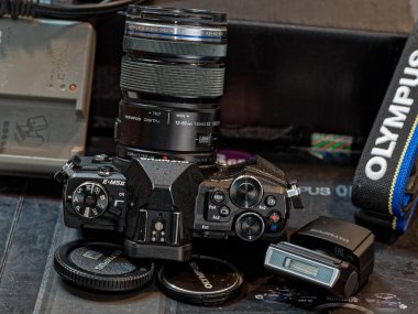 03 23 2022 Vintage Old Mirrorless Camera stüdyosu Lokgram Kalyan Maharashtra India 'yı çekti..