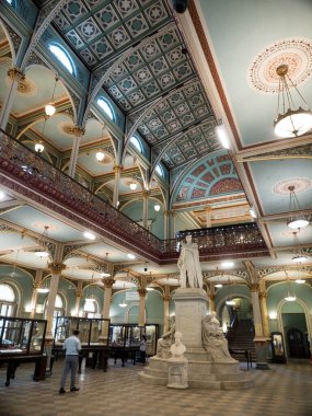 04 19 2022 Dr. Bhau Daji Lad Müzesi Rani Baug, Veer Mata Jijbai Bhonsle Udyan, Byculla East, Mumbai, Maharashtra Hindistan.