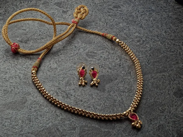 2022 One Gram Gold Jewellery Sets Studio Shot Lokgram Kalyan — стокове фото