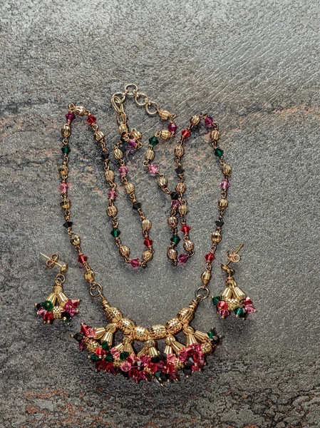 05 23 2022 14 2022 Bir Gram Altın Mücevher Stüdyosu Lokgram Kalyan Maharashtra Hindistan 'ı vurdu..