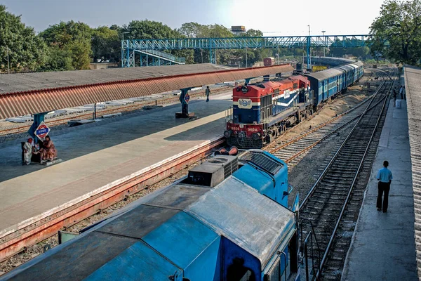 2009 Taşımacılık Demiryolları Diesel Lokomotif Treni Rajkot Tren Stasyonu Saurashtra — Stok fotoğraf