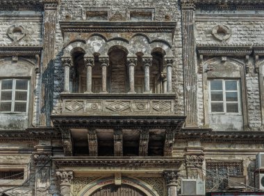 12 25 2021  Vintage Old Stone Building Sukhanand Dharmashala C.P. tank Bhuleshwar Bombay Mumbai Maharashtra India.
