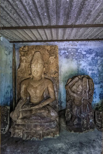 2007 Standbeeld Van Boeddha Bhumisparsa Mudraan Ancient Buddhist Site Kuruma — Stockfoto