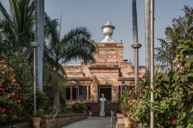 01 05 2018 Sculpture Of Jamshedji Nusserwanji Tata  Of Zorashtrian Fire Temple Parsi Agiyari Nagpur Maharashtra India