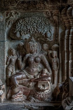 08 18 2006 Statue of Siddhaika Yakshini in ellora cave at indra sabha, Aurangabad, Maharashtra, India