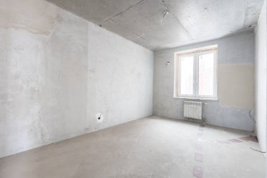 Dairenin içi gri renklerle süslenmemiş.