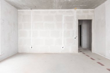 Dairenin içi gri renklerle süslenmemiş.